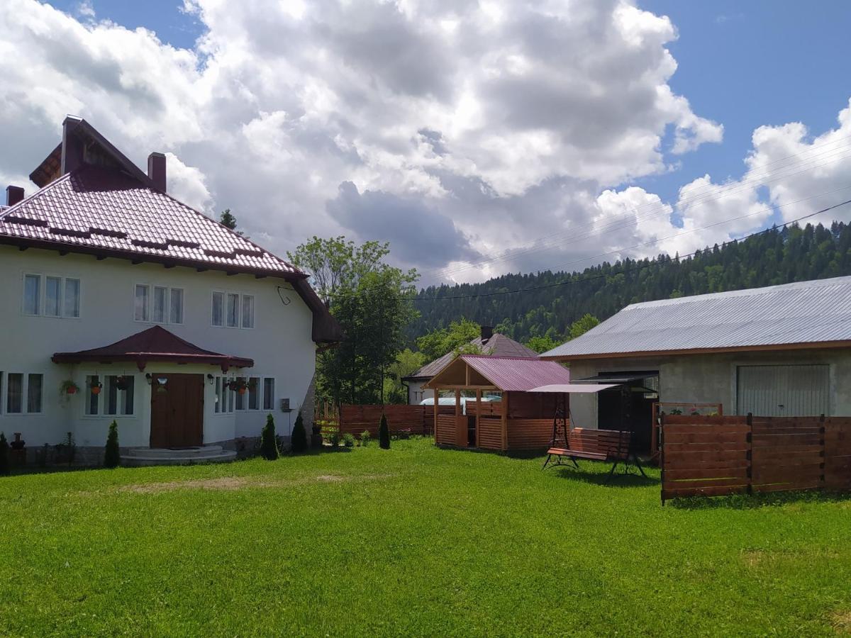 Casa Moldovita Exteriör bild