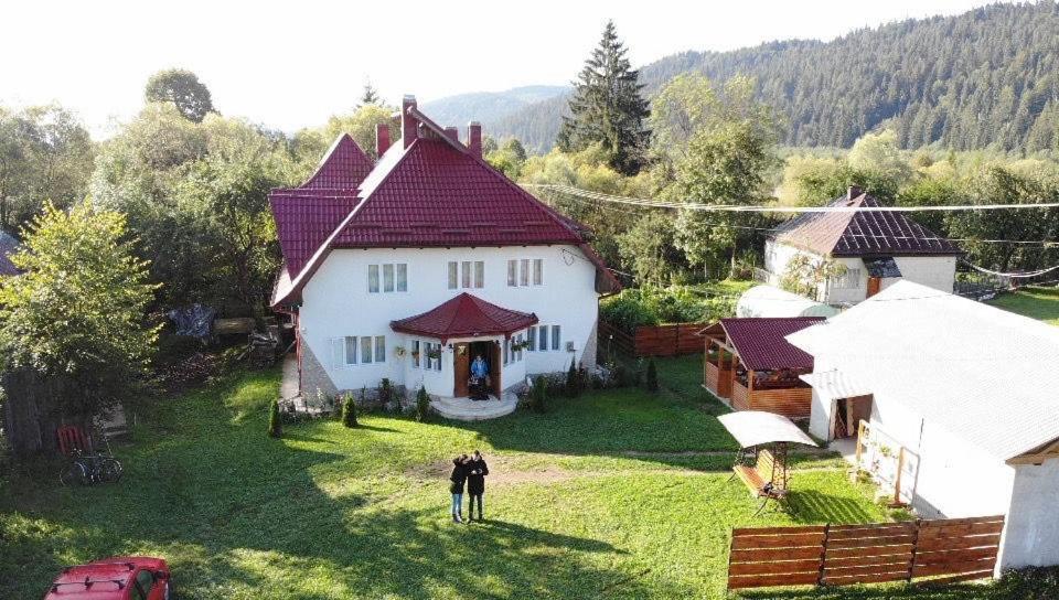 Casa Moldovita Exteriör bild
